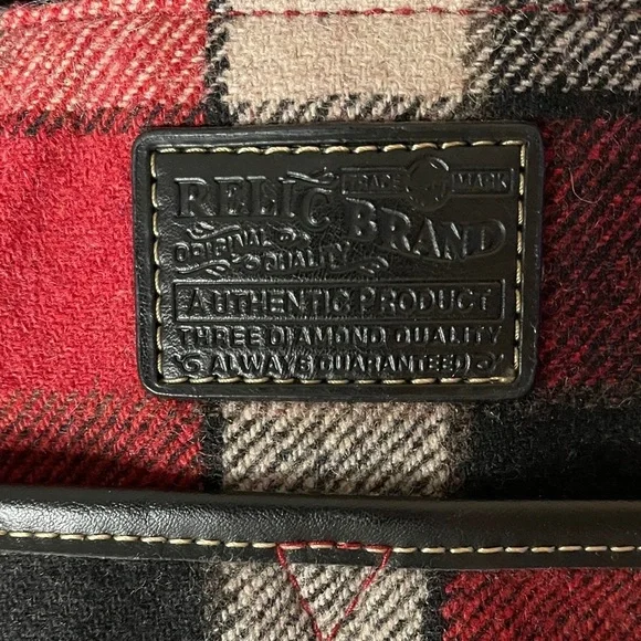 Relic Plaid Tote Bag Red and Black Plaid NWOT Festive and Versatile Relic - Picture 2 of 5